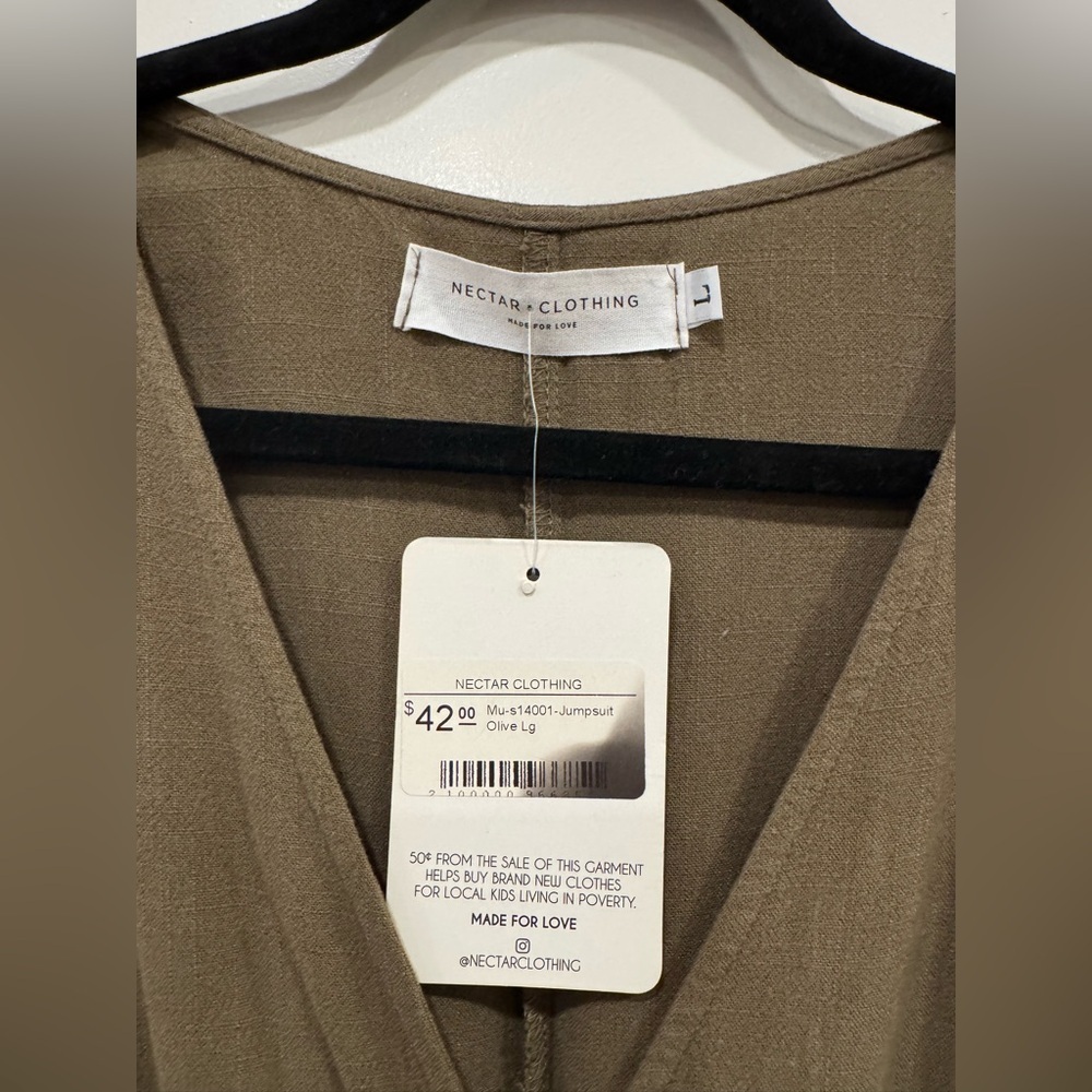Jumpsuit sleeveless olive green Size Large NWT - Picture 5 of 6